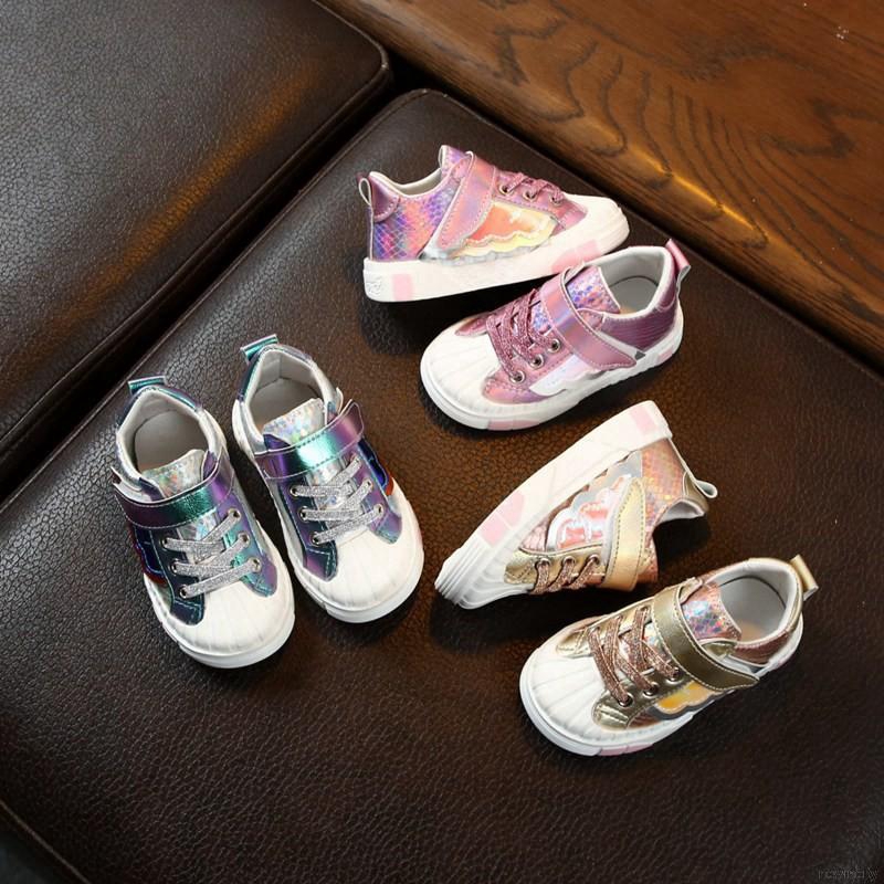 Giày sneaker đế mềm chống trơn họa tiết cánh chim màu cầu vồng thời trang mùa thu kiểu Hàn cho bé trai và bé gái