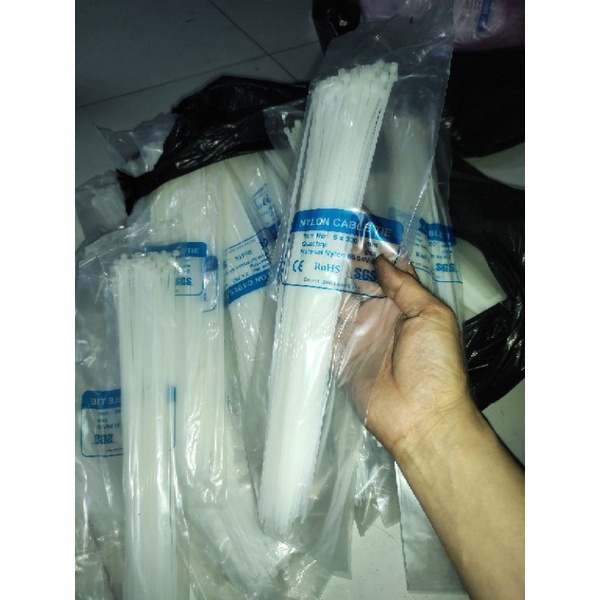 1 bịt dây rút nhựa,dây thít nhựa nhiều size