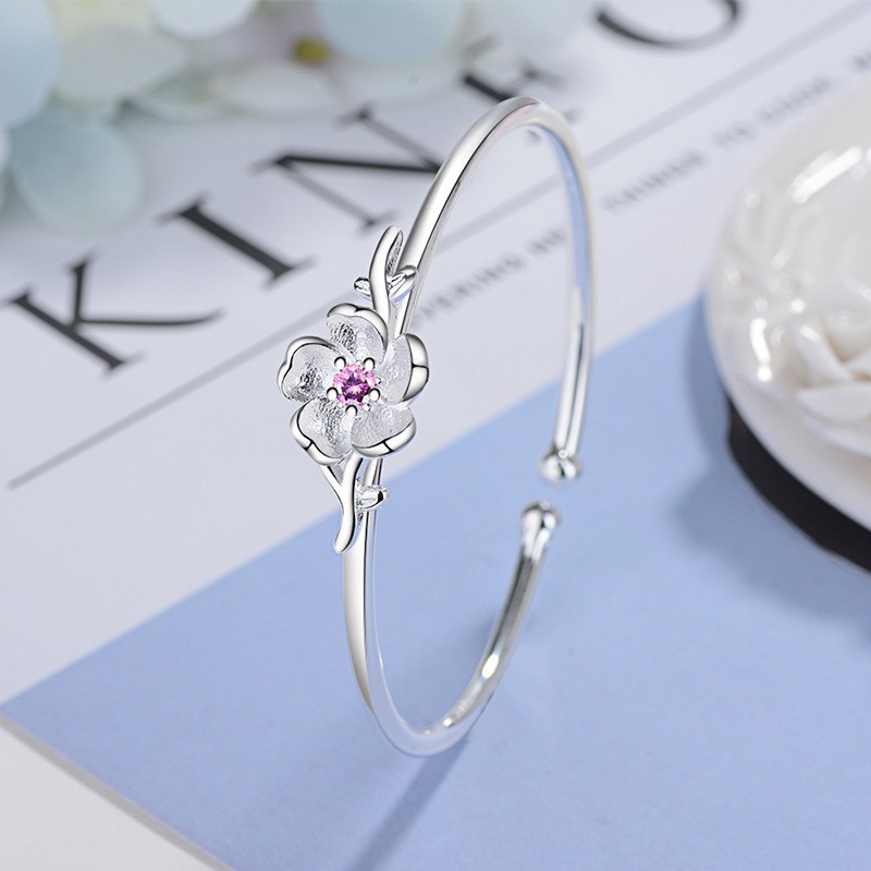 Vòng tay phối họa tiết hoa anh đào đính đá thời trang ANTA Jewelry ATJ3583