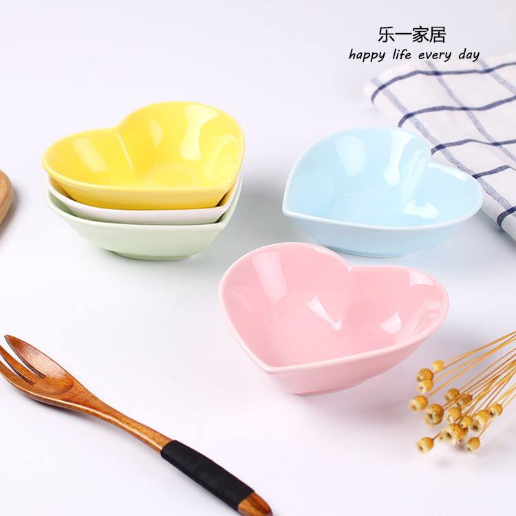 Bát sứ ăn dặm hình tim chất sứ dày