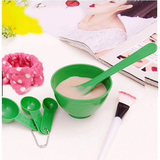 Bộ bát trộn mặt nạ 4 in 1