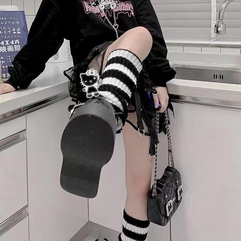 Tất Ống Kẻ Dệt Kim Nữ Phong Cách Gothic Nhật Bản