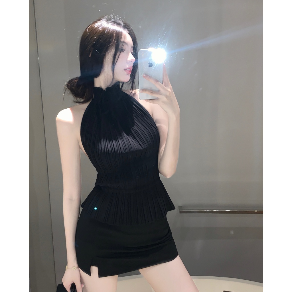 Áo yếm xếp ly hở lưng buộc dây