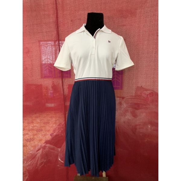Đầm Tommy hiệu liền thân trên thun co giãn dưới xếp ly 99% new