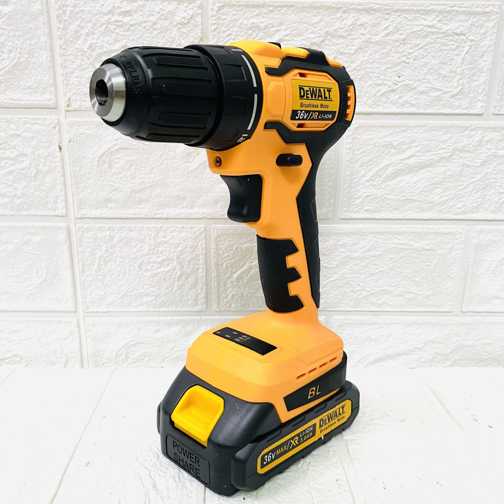 Máy khoan pin Dewalt 36v KHÔNG CHỔI THAN TẶNG KÈM PHỤ KIỆN