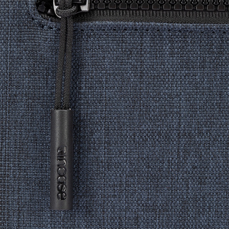 Túi Incase Compact Sleeve in Woolenex cho laptop táo Pro 14&quot;