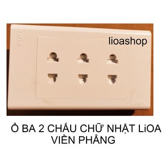 Ổ ba 2 chấu chứ nhật lioa.