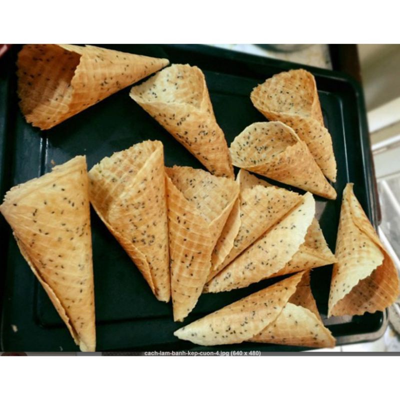 Khuôn bánh kẹp cuốn ốc quế 20cm chống dính loại 1