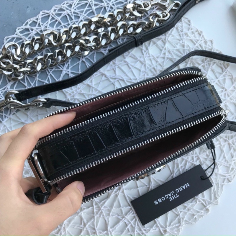 Túi đeo chéo siêu phẩm nhà M Ji