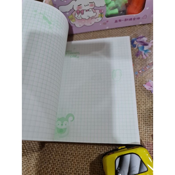 HỘP QUÀ  TẶNG SỔ VÀ ĐỒ CHƠI DỄ THƯƠNG- ĐỒ DÙNG HỌC TẬP