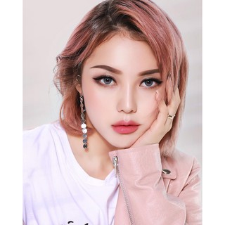 HÌNH CÔ GÁI (PONY MAKEUP) DÁN SALON TÓC, TIỆM NAILS & PHUN XĂM THẨM MỸ_DECAL DÁN TƯỜNG NÀNG THƠ