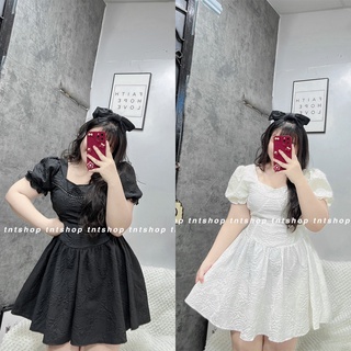 Đầm gấm tay bồng đính đá