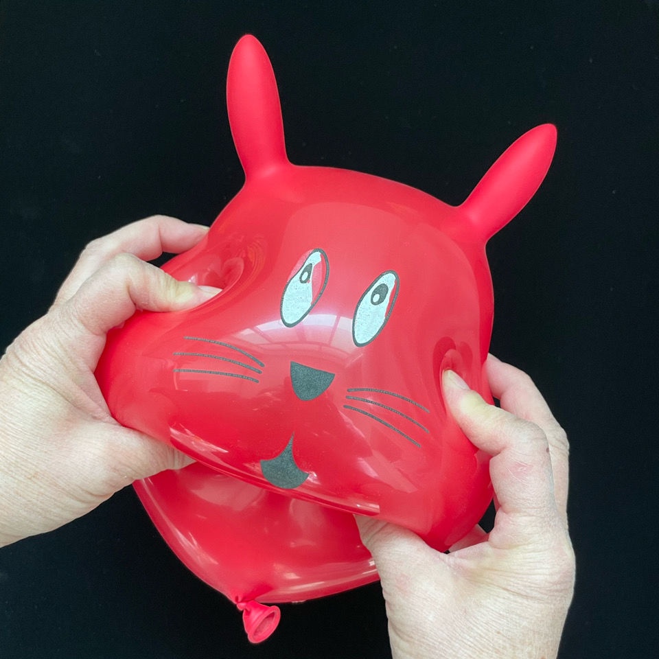 Bong Bóng Hình Thỏ Hoạt Hình Nhiều Kiểu Dáng Cho Bé