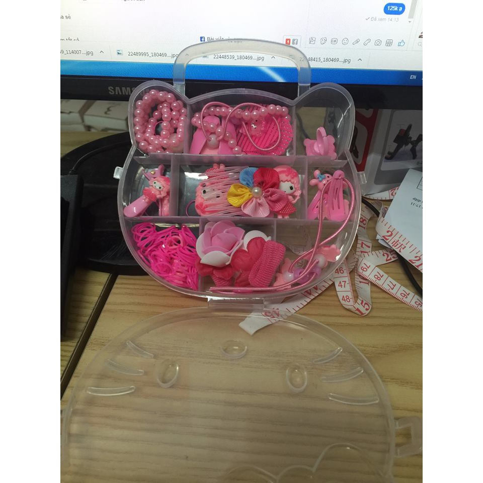 Hộp kẹp tóc Hello kitty