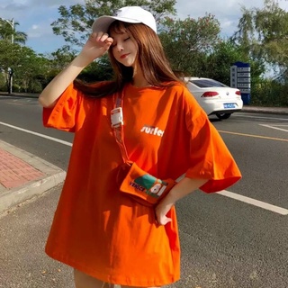 Áo thun màu cam tay lửng