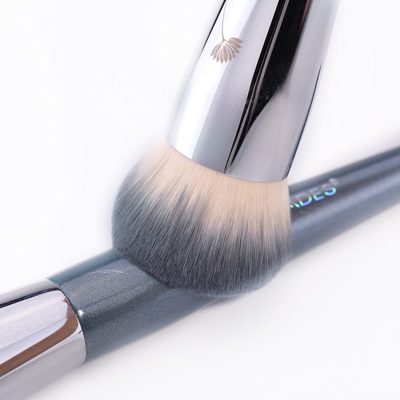 Cọ Tán Kem Nền Đầu Tròn LADES L9