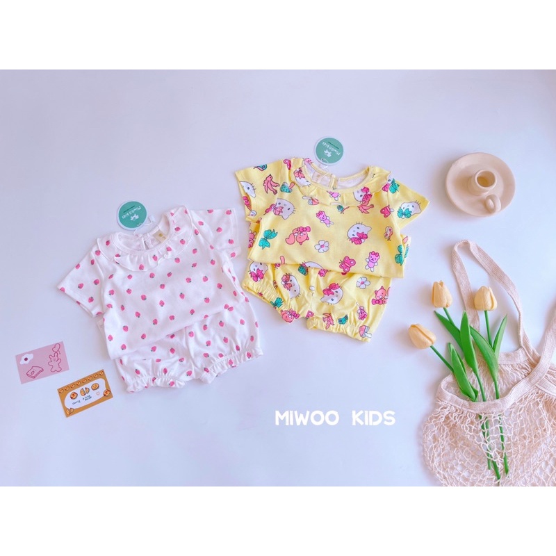 BOZIP09 Bộ Bé Gái Miwookid Áo Cổ Bèo Quần Bo Chun Cho Bé 8kg Đến 18kg
