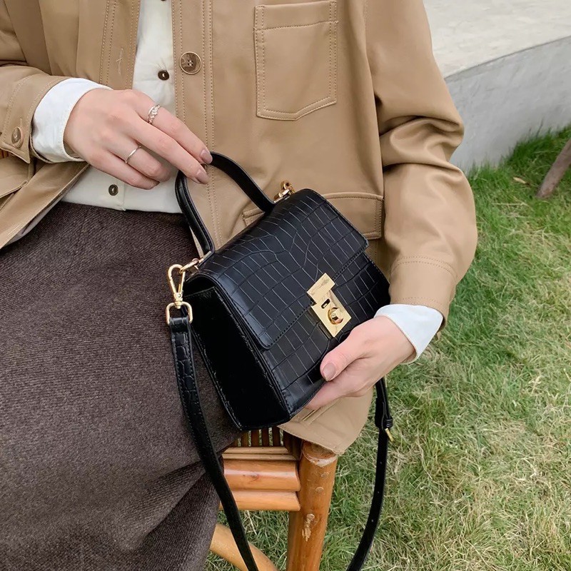 [Túi đeo chéo] [Túi xách nữ] [Túi cầm tay] MICOCAH - túi xách túi đeo chéo Micocah dáng retro basic | BigBuy360 - bigbuy360.vn