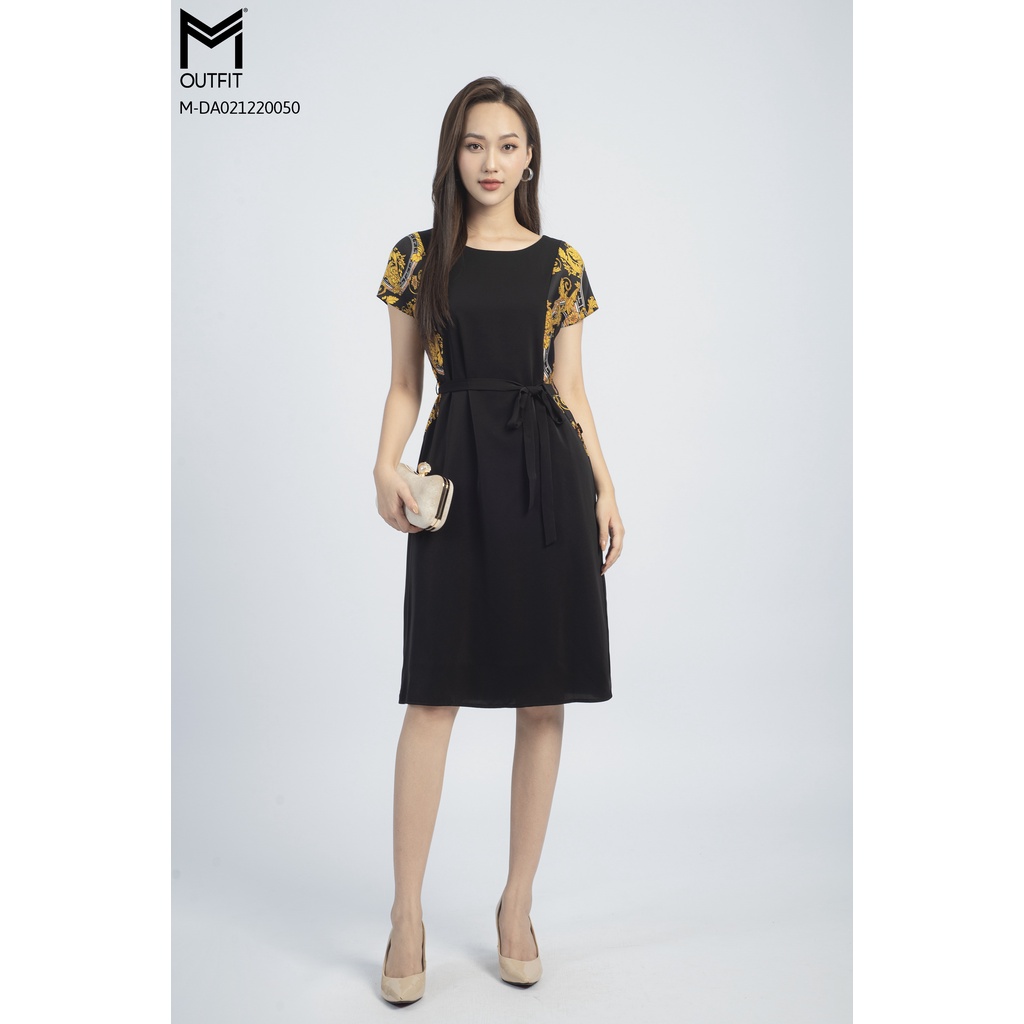 Đầm xuông, cổ thuyền, phối màu họa tiết MMOutfit M-DA021220050