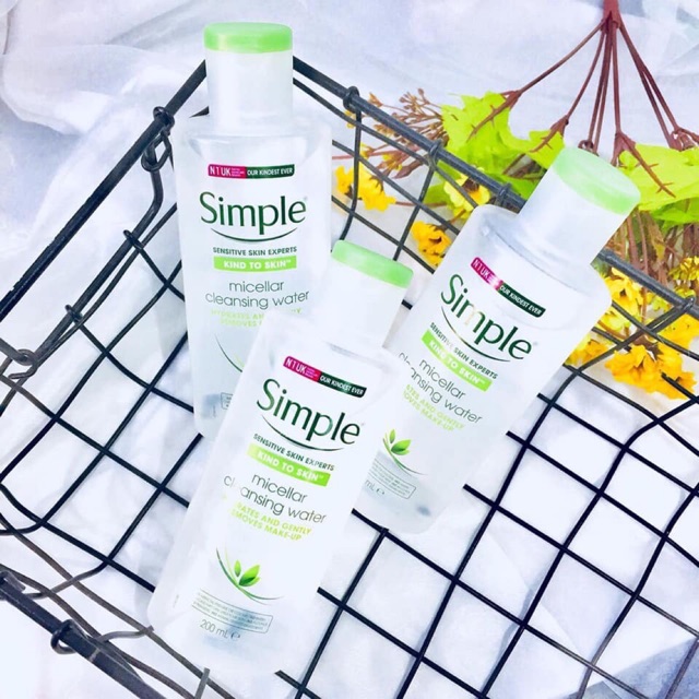 Nước tẩy trang Simple