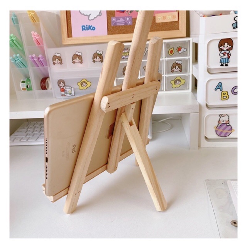 Giá đỡ điện thoại bằng gỗ ba chân decor bàn học tiện dụng xinh xắn