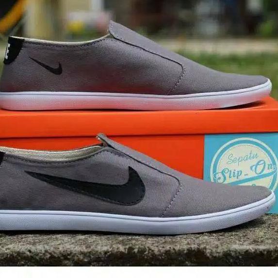 Giày Lười Nike 5.5 Giá Rẻ Nhất!!!! Thời Trang Cho Nam