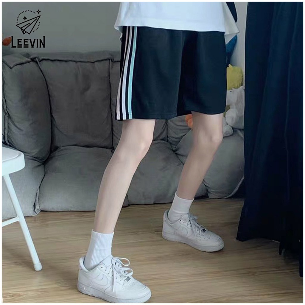 Quần Short Nam Nữ Thun 3 Sọc Form Rộng Unisex - Kiểu quần sooc đùi nữ 3 Line thể thao Leevin Store