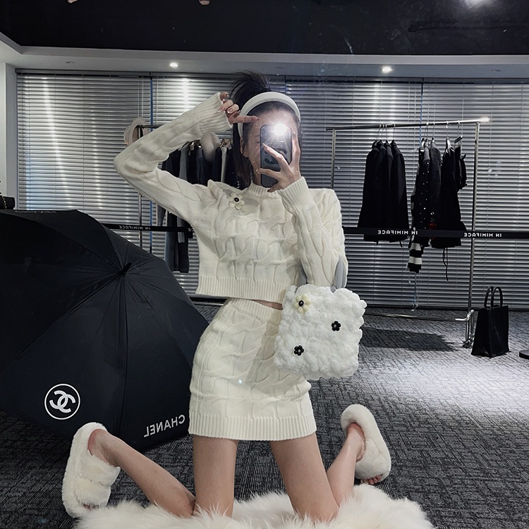 Bộ Áo sweater Dệt Kim Phối Chân Váy Ôm Hông Thời Trang Thu Đông 2022