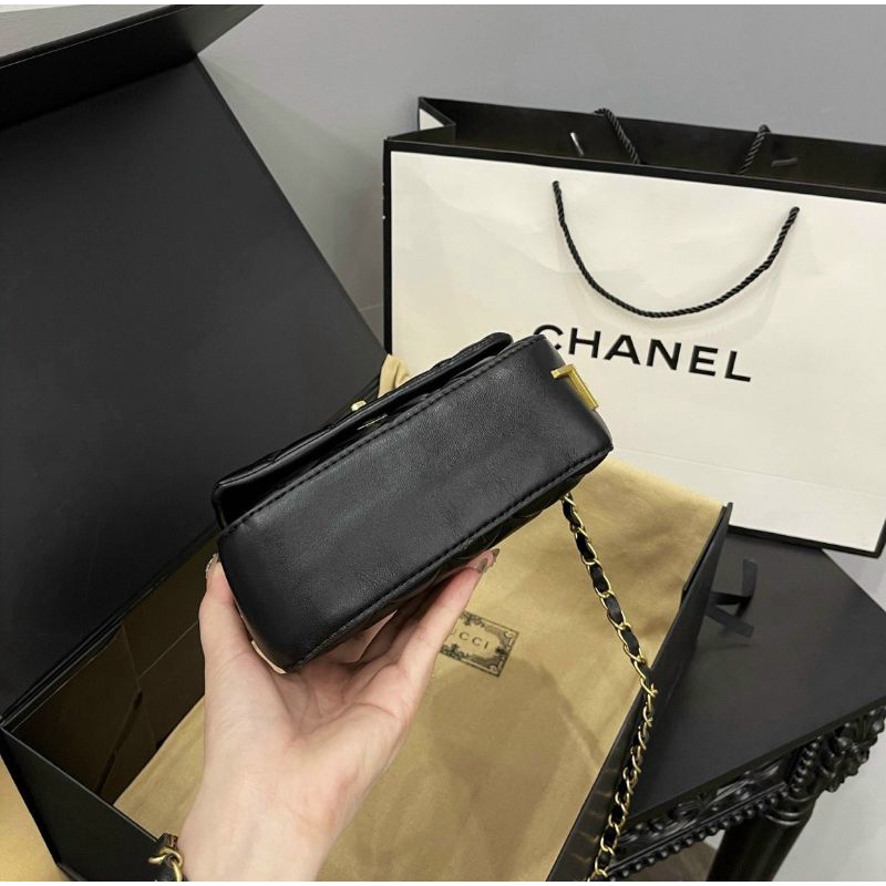 TÚI CHANEL LOGO NẸP SZ 18
