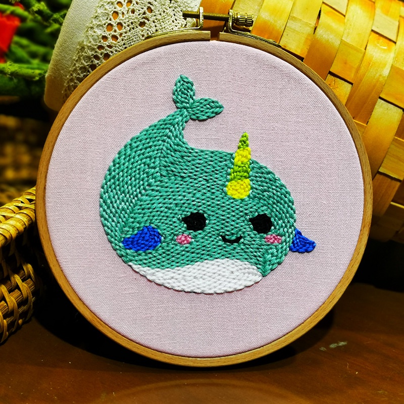 Bộ Dụng Cụ Thêu Thủ Công Hình Kỳ Lân Hoạt Hình 16cm