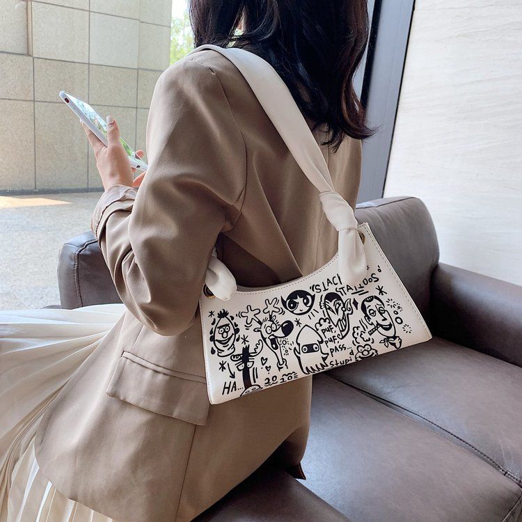 Túi Xách Tay Nữ Họa Tiết Graffiti Phong Cách Hàn Quốc | BigBuy360 - bigbuy360.vn