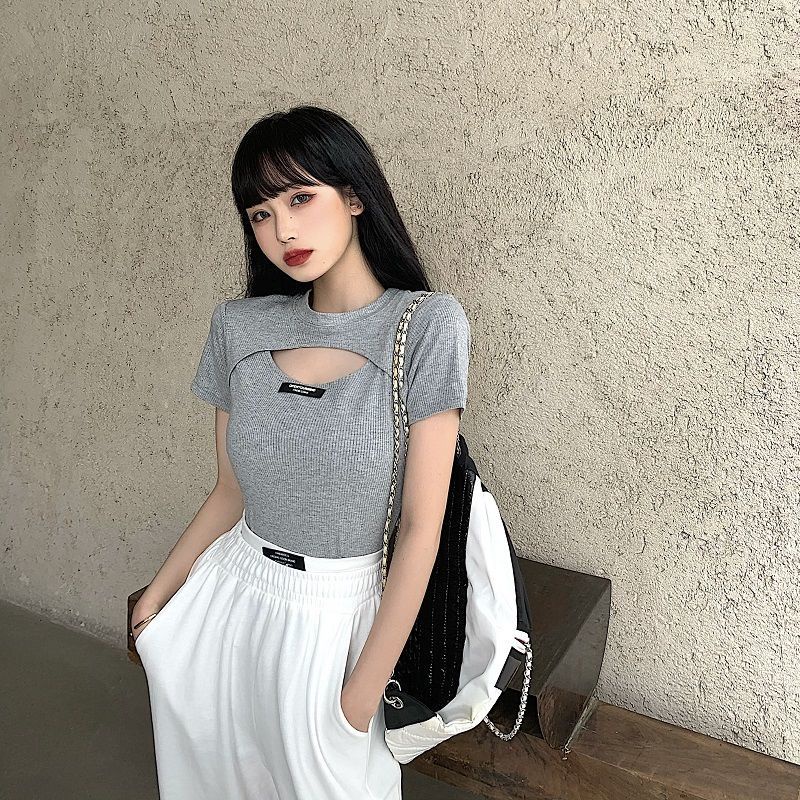 Áo thun COZOK tay ngắn form ôm kiểu dáng hợp thời trang