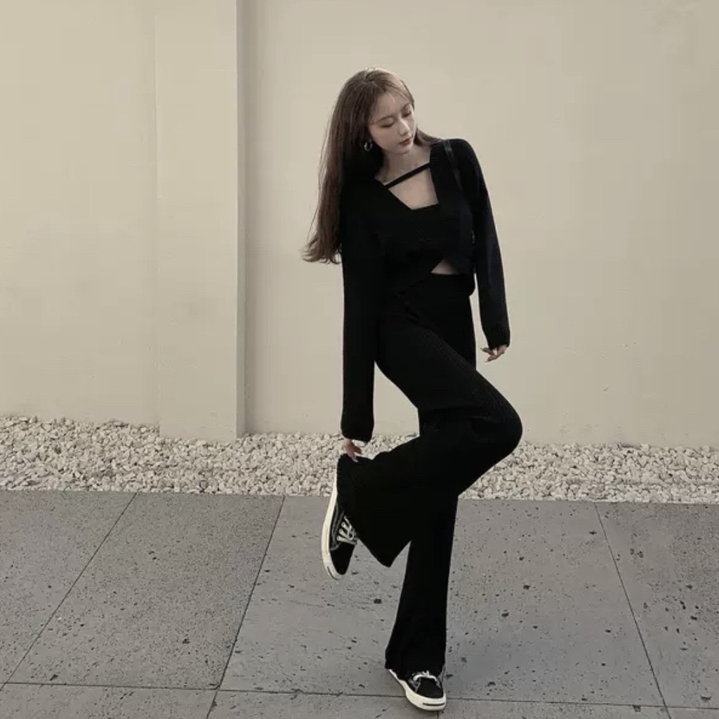 A24 Set Bộ Áo Dài Tay Cutout Kèm Quần Dài Suông Culottes Thời Trang Thu Đông
