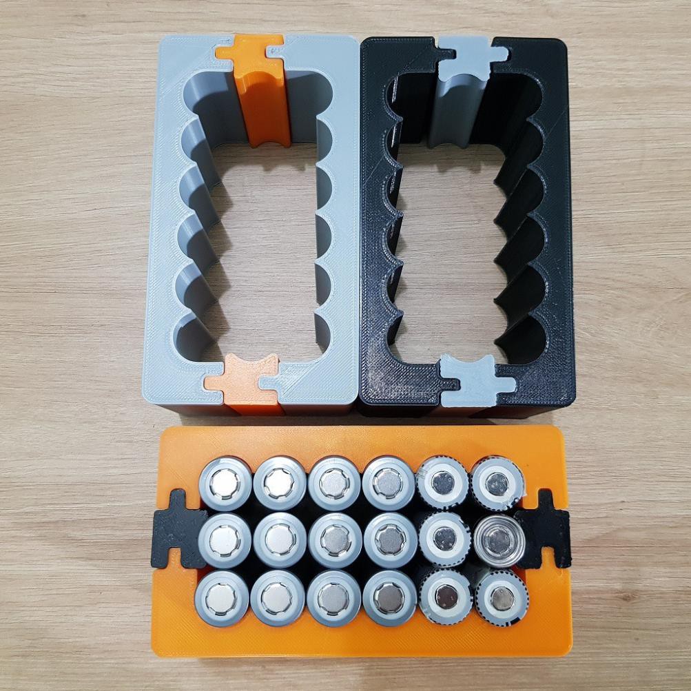 Khuôn đóng cell pin 18650, tháo lắp mở rộng 6 cell 3 hàng