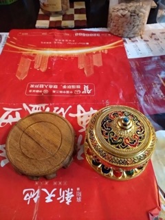 LƯ XÔNG HƯƠNG TRẦM