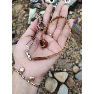 xích chân gà mồi