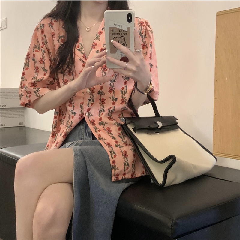 Áo Sơ Mi Tay Ngắn Cổ Chữ V In Hình Hoa Hồng Phong Cách Retro Hàn Quốc