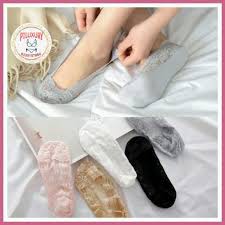 Vớ nữ mang hài - màu da và đen .