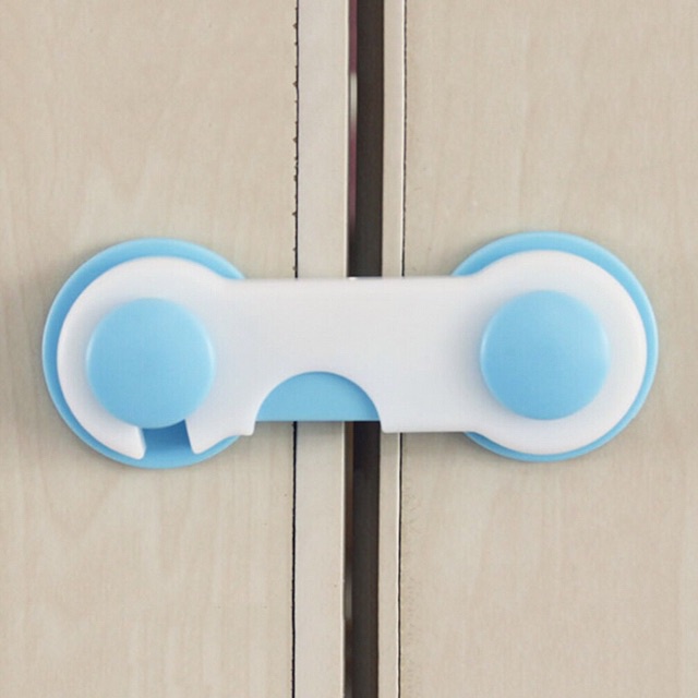 Móc khóa cửa tủ an toàn cho bé