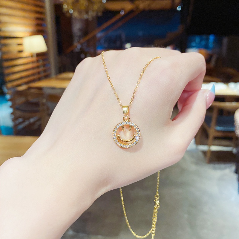 Vòng cổ Thép Titan 18K Mặt Cười Dễ Thương Dành Cho Nữ