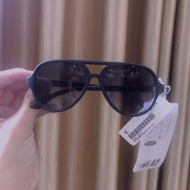 Kính H&M auth bé trai