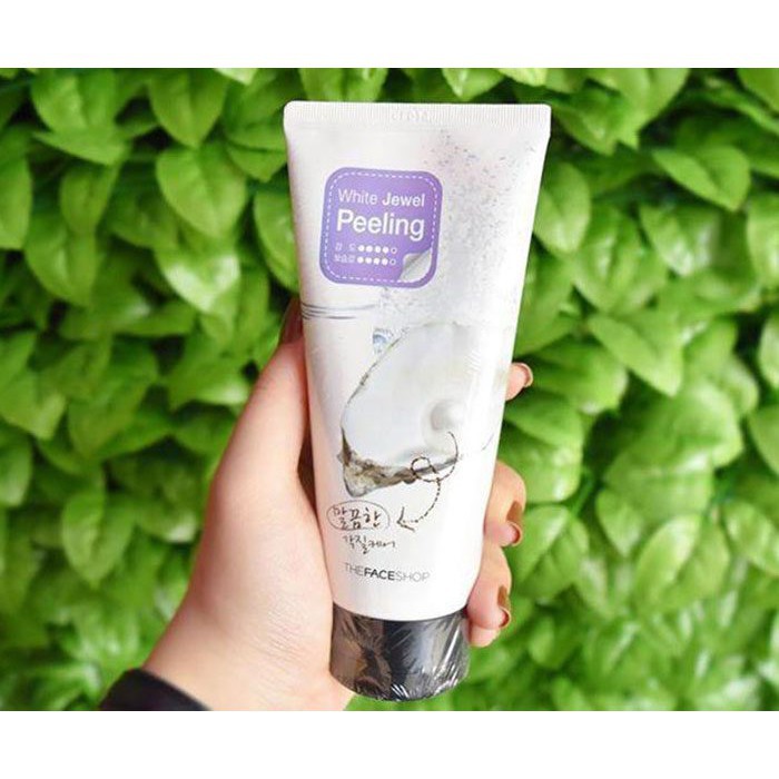 Tẩy da chết mặt chiết xuất ngọc trai The Face Shop Smart Peeling White Jewel