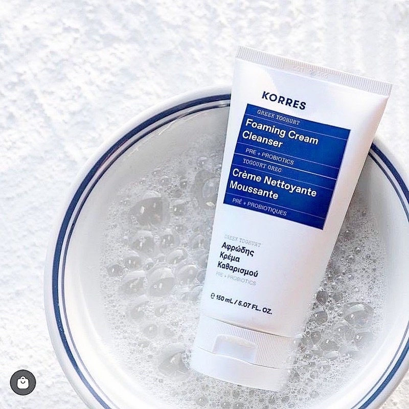 Sữa rửa mặt dịu nhẹ, lành tính Korres Greek Yoghurt Foaming Cream Cleanser