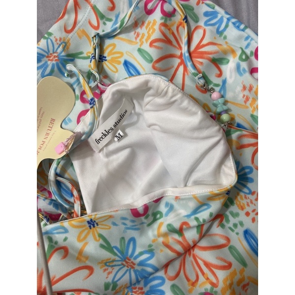 THE FRECKLES STUDIOS - Đầm hoa vải siêu mát phù hợp dịp hè biển