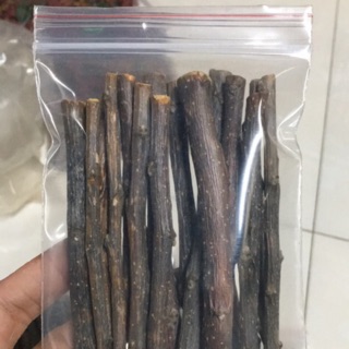 cành táo mài răng