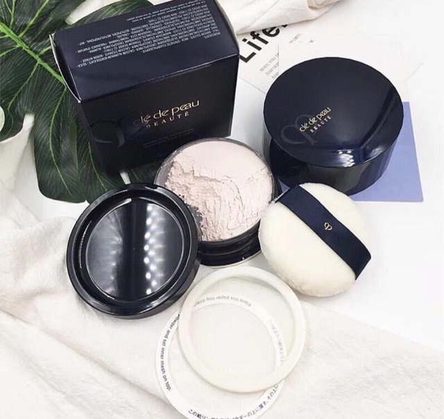 Phấn phủ bột Cle de Peau