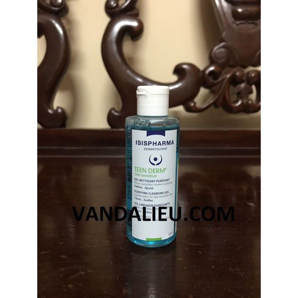 GEL RỬA MẶT ISIS PHARMA TEEN DERM GEL SENSITIVE 100ML.