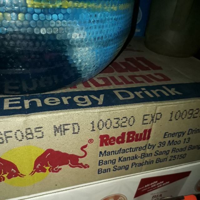 bò húc thái_ _redbull.6lon.12 lon