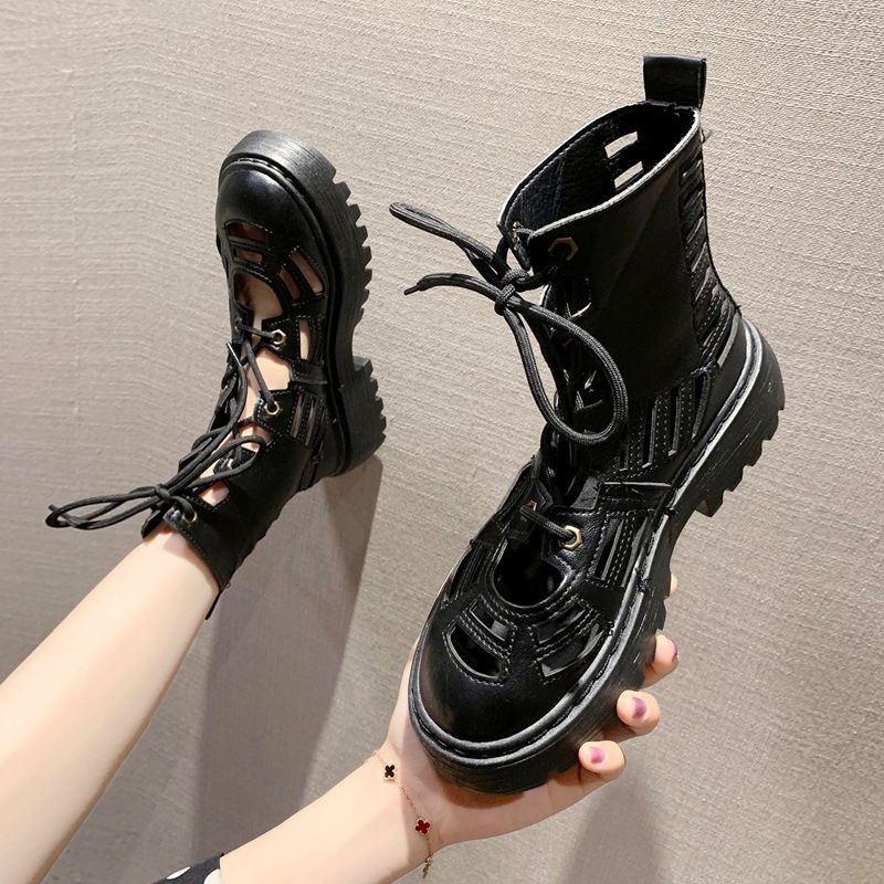 Giày Bốt Martin Mỏng Thoáng Khí Màu Đen Phong Cách Anh Quốc Cá Tính Cho Nữ | BigBuy360 - bigbuy360.vn