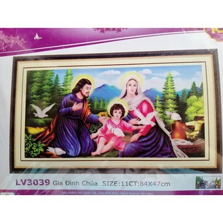 Tranh thêu chữ thập Gia đình thánh gia LV3039